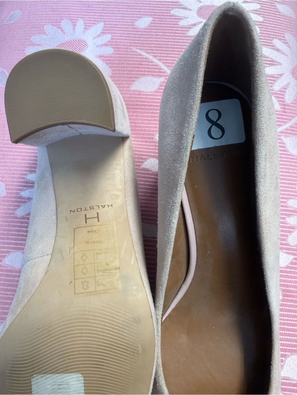 Halston Heritage Beige Suede Squared Toe Block Heels Pumps size 9